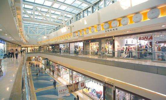 el Centro Comercial Miramar